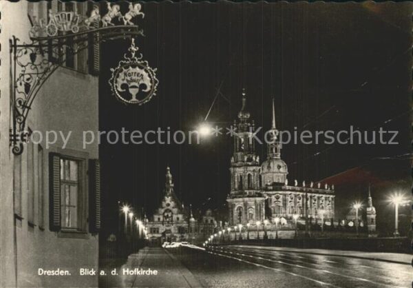 Dresden Türschild Hofkirche Nachtaufnahme vor Z