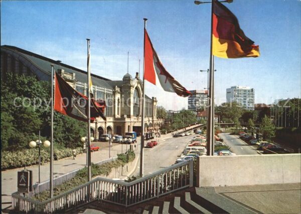 Hamburg Dammtorbahnhof Fahnen
