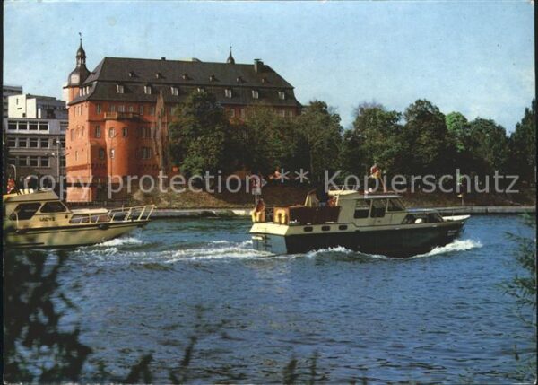Offenbach Main Mainpartie Motorboote