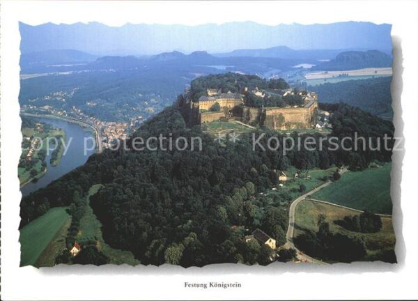 Koenigstein Saechsische Schweiz Festung und Stadt Fliegeraufnahme