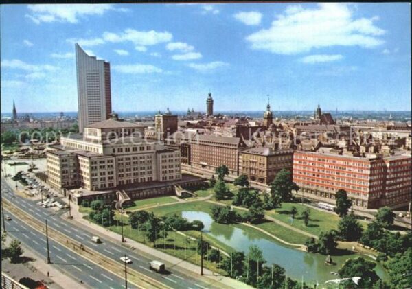 Leipzig Stadtblick mit Oper und Hochhaus der Ka