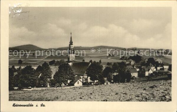 Baerenwalde Ortsansicht mit Kirche