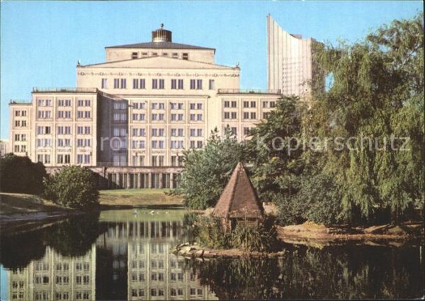 Leipzig Blick vom Schwanenteich zur Oper