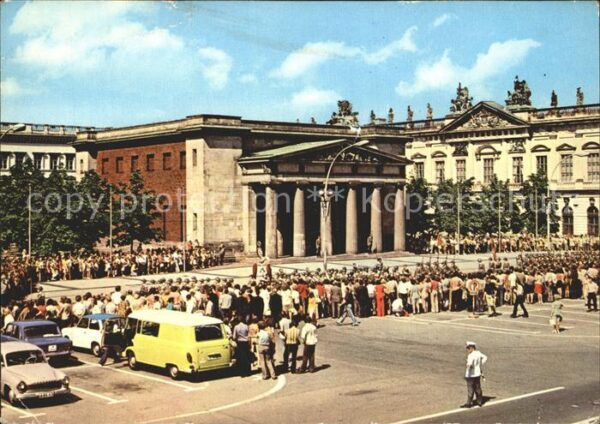 Berlin Mahnmal Unter den Linden