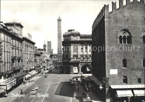 Bologna Via Rizzoli