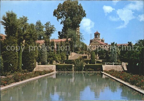 Cordoba Andalucia Bassin et jardins de L_Alcazar