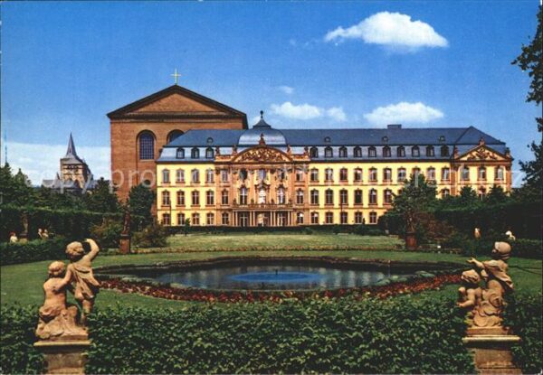 Trier Palastgarten Kurfürstliches Palais Basi