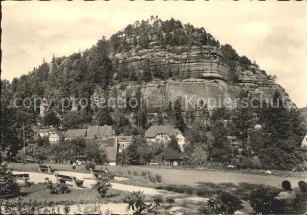 Oybin Kirche und der Berg