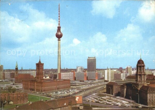 Berlin Zentrum Fernsehturm Rotes Rathaus