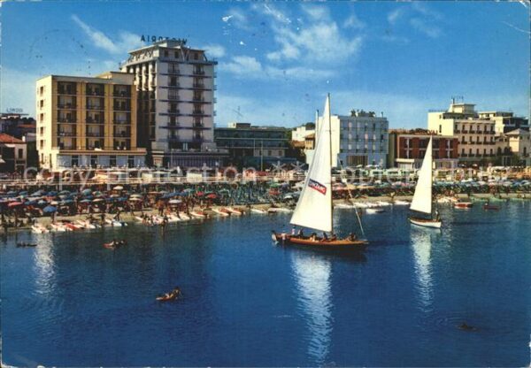 Cattolica Rimini spiaggia Strand Segelboote Hotel Victor