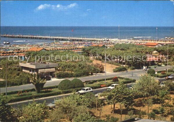 Forte dei Marmi Viale lungomare e pontile