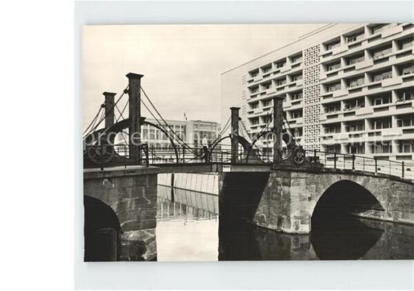 Berlin Jungfernbrücke