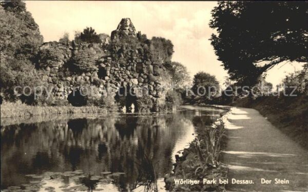 Dessau-Rosslau Wörlitzer Park Stein