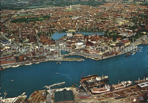 Kiel Luftaufnahme Kieler Förde Hafen