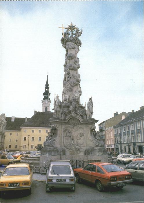 Sankt Poelten Rathausplatz Dreifaltigkeitssäule