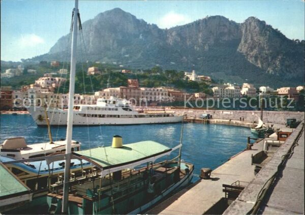 Capri Grosser Strand Hafen