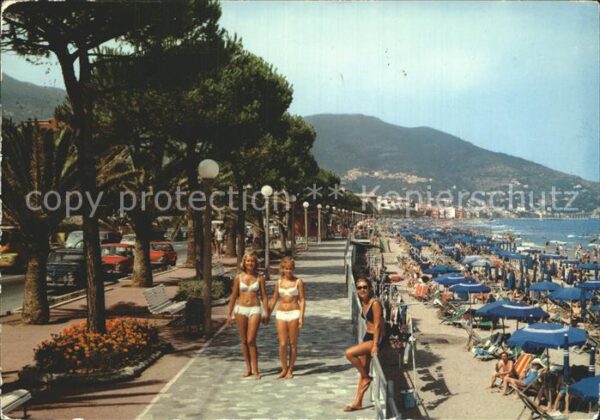 ALASSIO Savona Liguria IT Strand Meer