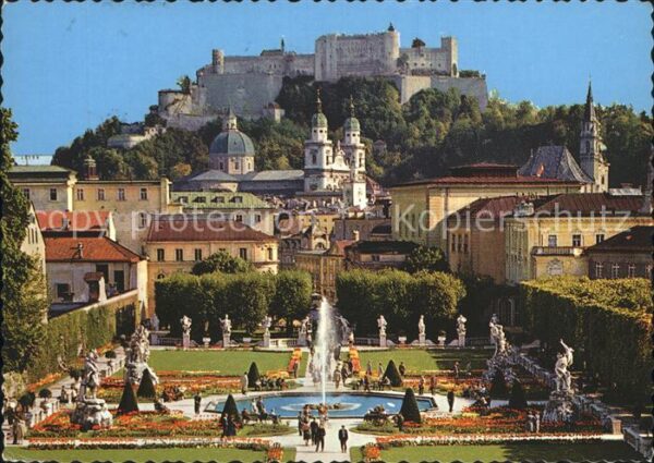 Salzburg Oesterreich Mirabellgarten Schloss