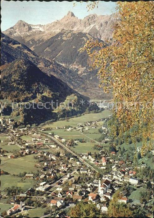 Schruns Vorarlberg Panorama mit Zimba Montafon Herbststimm