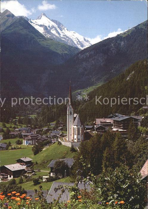 Heiligenblut Kaernten Ortsansicht mit Kirche Grossglockner Ho
