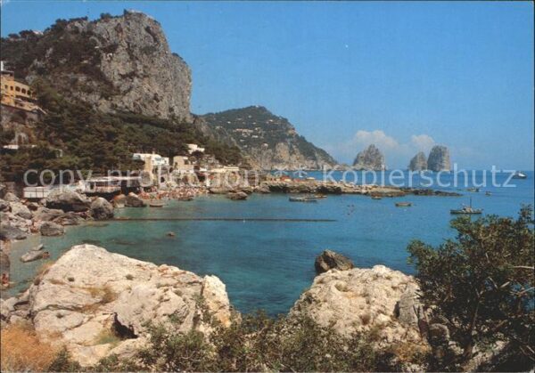Capri Marina Piccola e Monte Castiglione