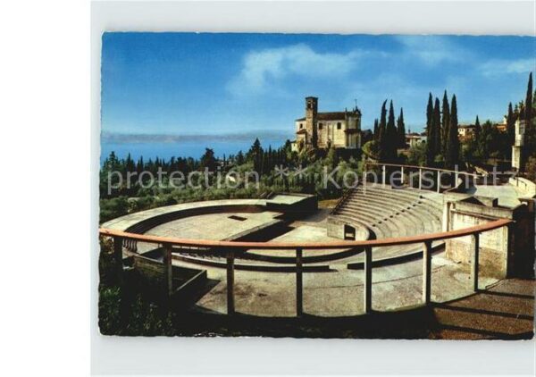 Gardone Garda Teatro all aperto