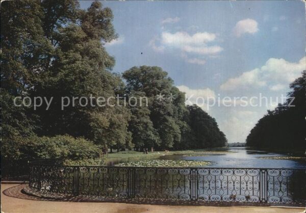 Middlesex Hampton Court Palace The Long Water
