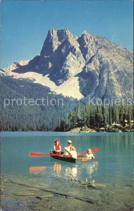 Canadian Rockies Yoho National Park Emerald Lake Bootspa