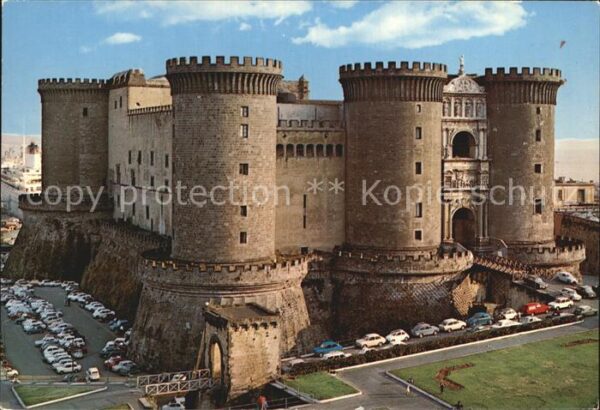 Napoli Neapel Maschio Angioino Burg