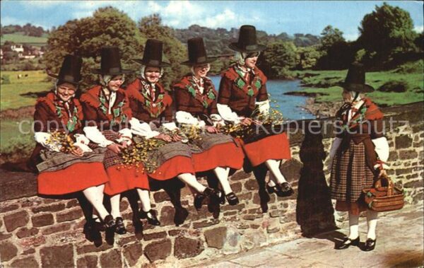 Trachten England Welsh National Costume