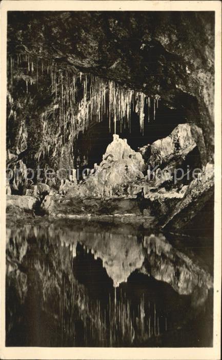 Hoehlen Caves Grottes Saalfeld Saale Feengrotten Gralsburg