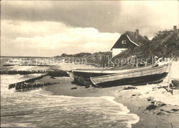 Ahrenshoop Ostseebad Strand Boote
