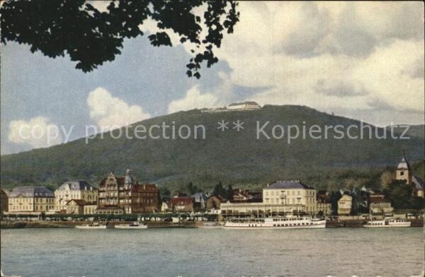 Koenigswinter Blick zur Petersburg Rhein Dampfer