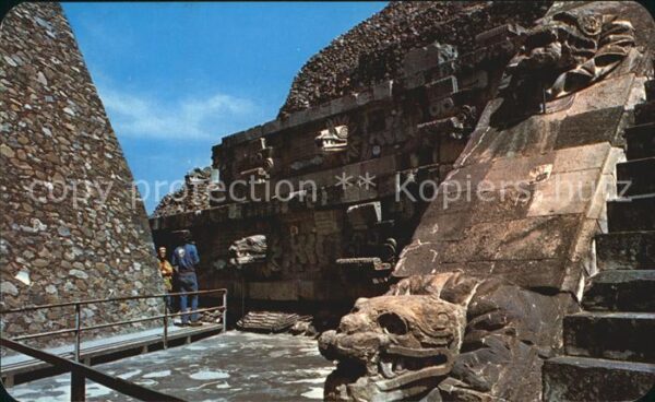 San Juan Teotihuacan Templo de Quetzalcoatl Pyramide