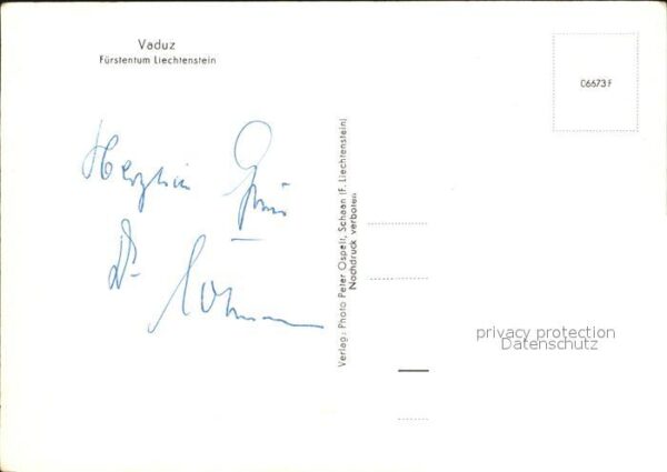Vaduz Schloss Kirche Wappen Krone Berge – Bild 2