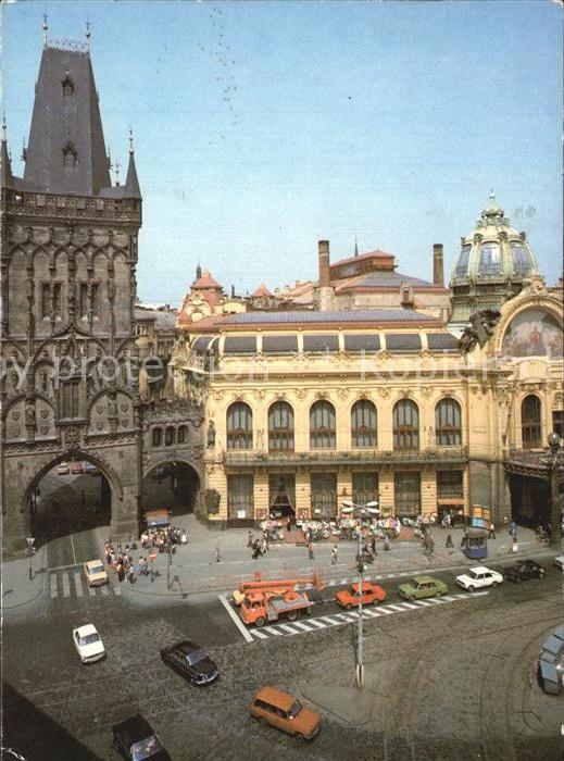 Prag Prahy Prague Pulverturm und Repräsentantenhaus