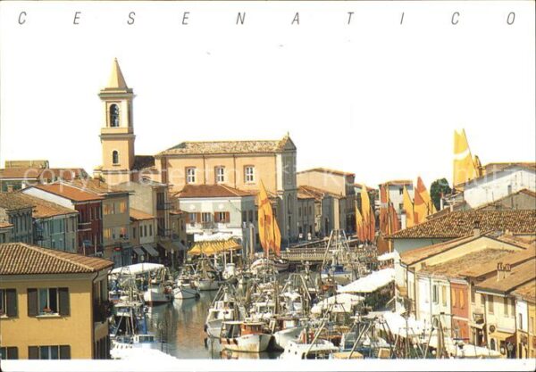 Cesenatico Teilansicht mit Kanal und Kirche