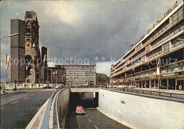 Berlin Budapester Str mit Verkehrstunnel und G