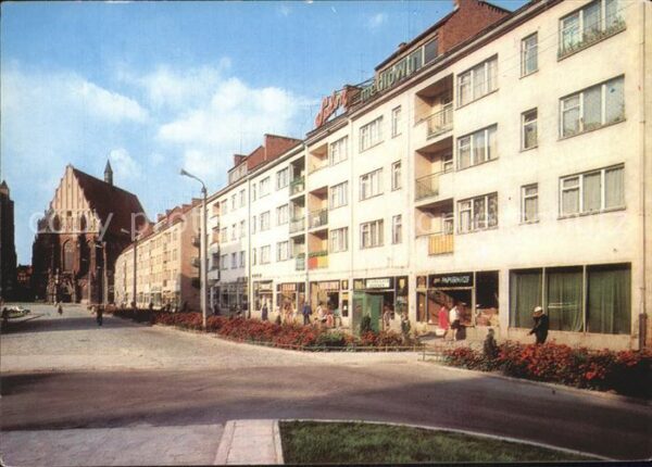 Nysa Rynek w glebi kosciol Sw Jakuba