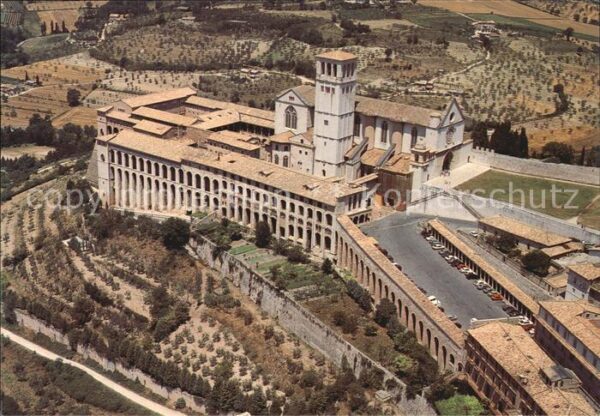 Assisi Umbria Basilica di San Francesco Veduta aerea