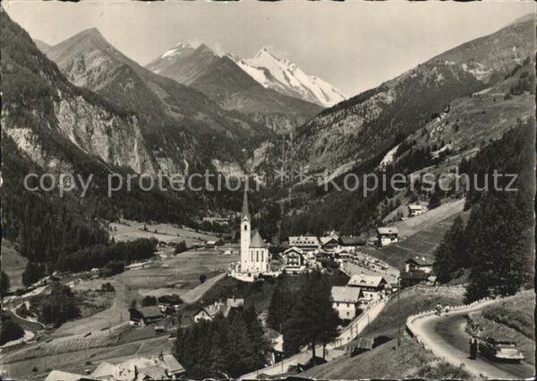 Heiligenblut Kaernten mit Großglockner