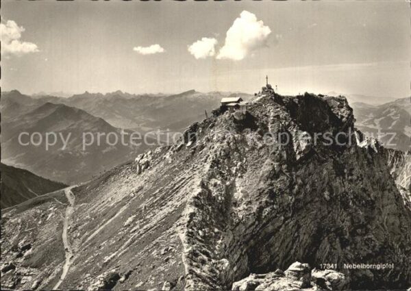 Nebelhorn Gipfel mit Gipfelhütte Oberstdorf