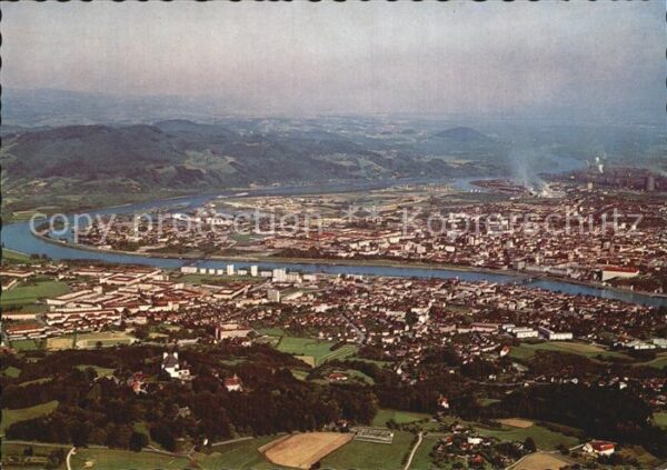 Linz Donau Fliegeraufnahme
