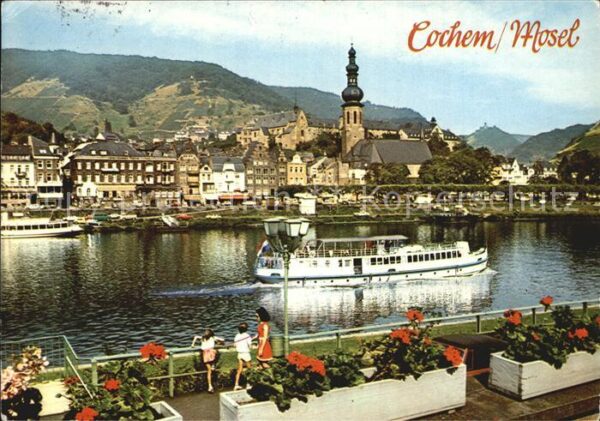 Cochem Mosel Blick von Cochem Cond Sankt Martinskirc