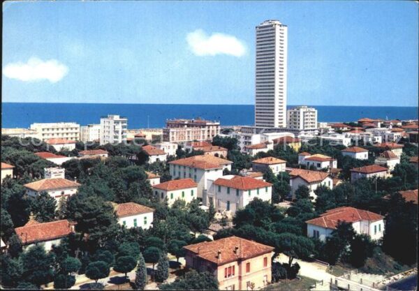 Cesenatico Stadtansicht Wolkenkratzer