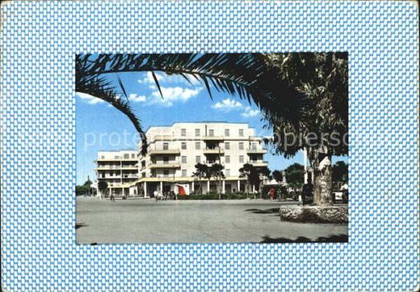 Ladispoli Piazza Martini Marascotti
