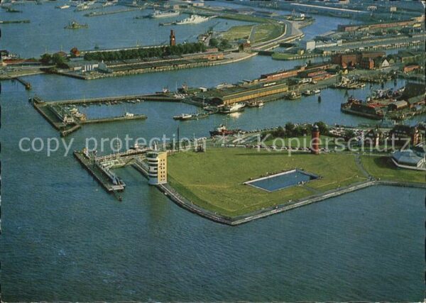 Cuxhaven Nordseebad Fliegeraufnahme Hafenanlagen mit Leucht