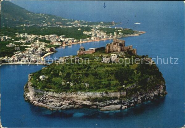 Ischia Aragonisches Schloss Fliegeraufnahme