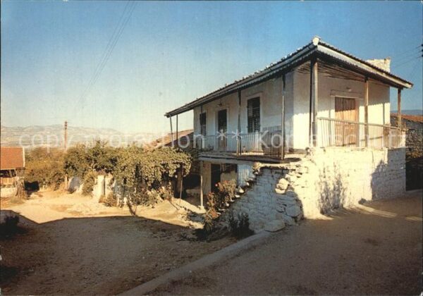 Zypern Cyprus Haus im Dorf