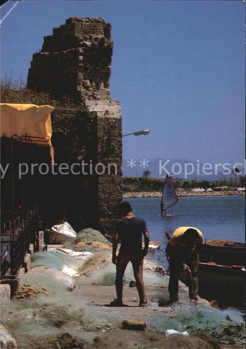 Akko Fischer Hafen  Boot